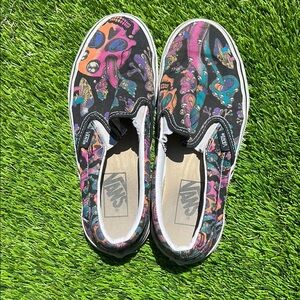 Vans Kids Slip-On Shoes - Mushroom and skulls
